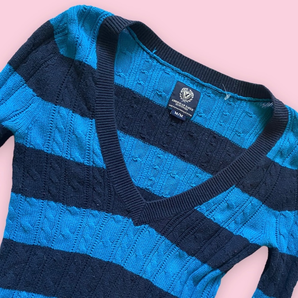 ❤️ SOLD!! ❤️ American Eagle y2k blue striped sweater - Picture 2 of 4